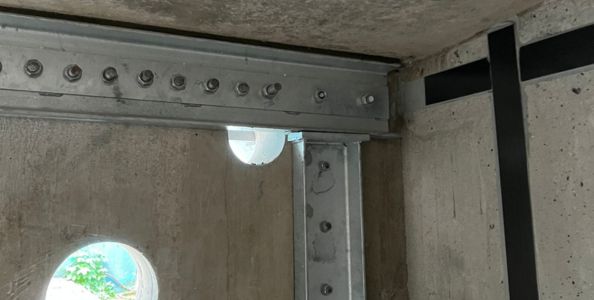 Renforcement par profilé métallique