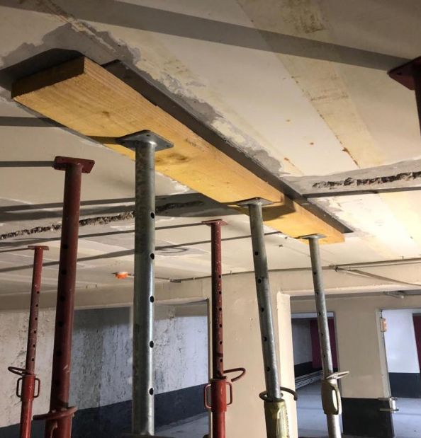 Renfort métallique dans un parking sous terrain