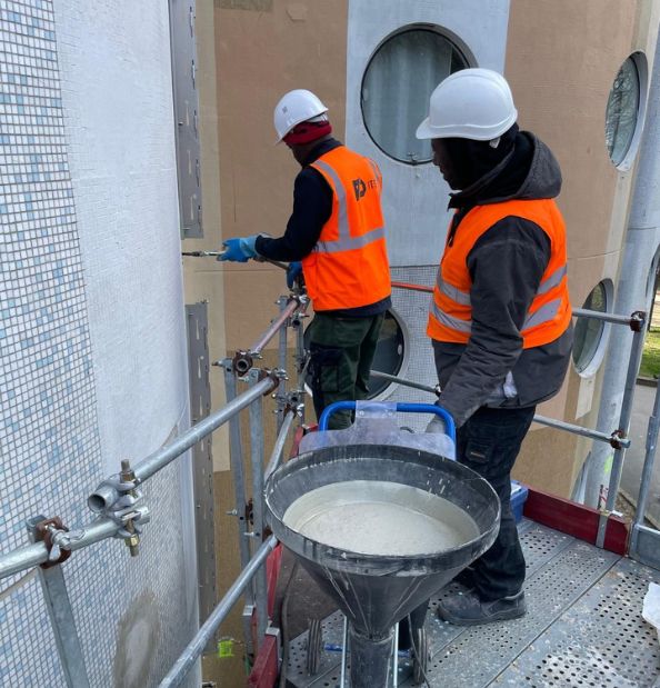 Injection vide coulis